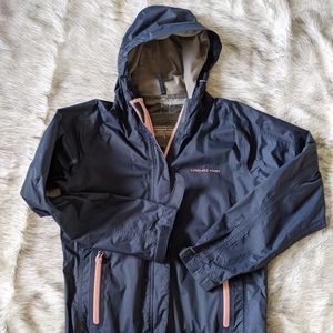 Navy blue vineyard vines rain jacket w pink trim